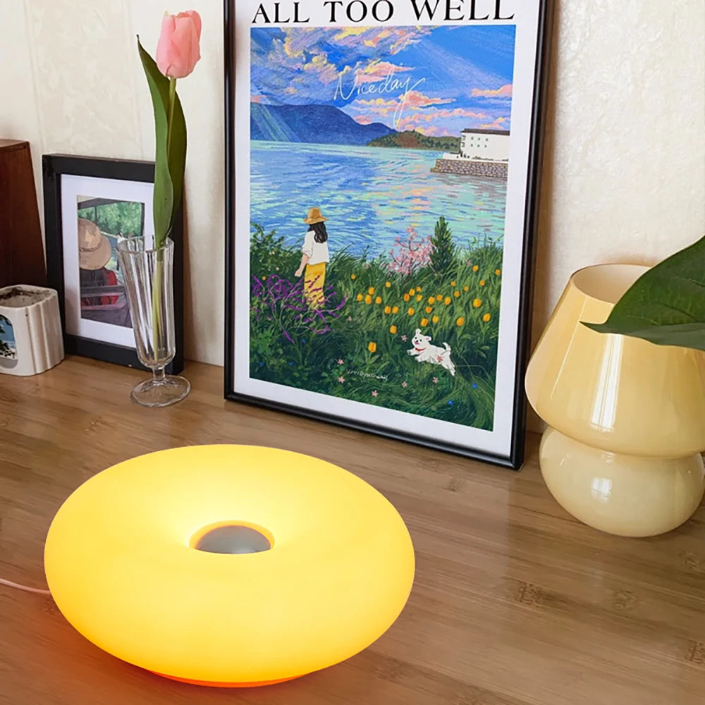 Bauhaus Donut Table Lamp with USB plug