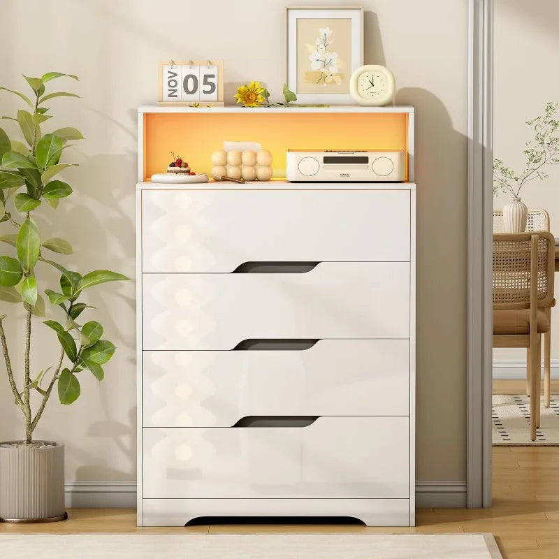 Modern 47.2" 4 Drawer Chest of Drawers with LED and Charging Station